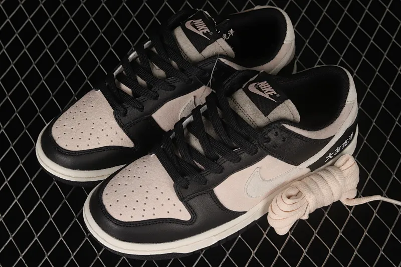 All Categories Nk SB Dunk Series Nk SB Dunk Low Low-top sneakers Otomo Katsuhiro x NK SB Dunk Low "Steamboy OST" Otomo Katsuhiro co-branded SB low-top sports and leisure sneakers LP3445-001